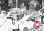 Standbild Orchester im Casino de la Playa Havanna Kuba, 1938, aus Sekunde 61 historischem Filmmaterial Videoclip 65675024200