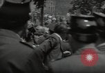 Image protestataires Berlin Allemagne de l'Ouest, 1954, de la seconde 34 séquences d'archives historiques vidéo 65675024236