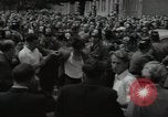 Image protestataires Berlin Allemagne de l'Ouest, 1954, de la seconde 39 séquences d'archives historiques vidéo 65675024236