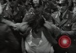 Image protestataires Berlin Allemagne de l'Ouest, 1954, de la seconde 41 séquences d'archives historiques vidéo 65675024236