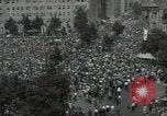 Image protestataires Berlin Allemagne de l'Ouest, 1954, de la seconde 42 séquences d'archives historiques vidéo 65675024236