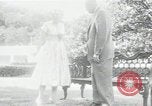 Standbild Präsident und Frau Eisenhower Washington DC USA, 1953, aus Sekunde 26 historischem Filmmaterial Videoclip 65675024247