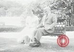 Standbild Präsident und Frau Eisenhower Washington DC USA, 1953, aus Sekunde 29 historischem Filmmaterial Videoclip 65675024247