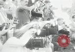 Standbild Präsident und Frau Eisenhower Washington DC USA, 1953, aus Sekunde 46 historischem Filmmaterial Videoclip 65675024247