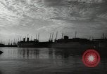 Image des navires français inutilisation Le Havre France, 1954, de la seconde 14 séquences d'archives historiques vidéo 65675024248