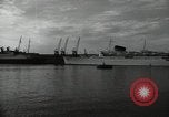 Image des navires français inutilisation Le Havre France, 1954, de la seconde 16 séquences d'archives historiques vidéo 65675024248