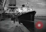 Image des navires français inutilisation Le Havre France, 1954, de la seconde 18 séquences d'archives historiques vidéo 65675024248
