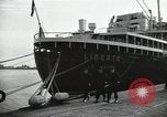 Image des navires français inutilisation Le Havre France, 1954, de la seconde 33 séquences d'archives historiques vidéo 65675024248