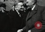 Standbild Konrad Adenauer Paris Frankreich, 1954, aus Sekunde 8 historischem Filmmaterial Videoclip 65675024249