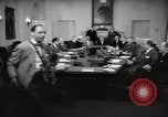Standbild Präsident Eisenhower und Schrank Washington DC USA, 1953, aus Sekunde 5 historischem Filmmaterial Videoclip 65675024250