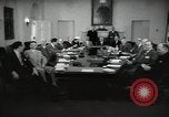 Standbild Präsident Eisenhower und Schrank Washington DC USA, 1953, aus Sekunde 22 historischem Filmmaterial Videoclip 65675024250