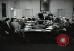 Standbild Präsident Eisenhower und Schrank Washington DC USA, 1953, aus Sekunde 32 historischem Filmmaterial Videoclip 65675024250