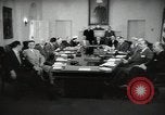Standbild Präsident Eisenhower und Schrank Washington DC USA, 1953, aus Sekunde 41 historischem Filmmaterial Videoclip 65675024250