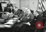Standbild Präsident Eisenhower und Schrank Washington DC USA, 1953, aus Sekunde 48 historischem Filmmaterial Videoclip 65675024250
