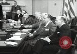 Standbild Präsident Eisenhower und Schrank Washington DC USA, 1953, aus Sekunde 58 historischem Filmmaterial Videoclip 65675024250