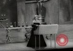 Standbild 33 Academy Awards Santa Monica California USA, 1961, aus Sekunde 36 historischem Filmmaterial Videoclip 65675024256