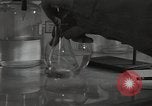 Standbild chemische Experimente United States USA, 1948, aus Sekunde 19 historischem Filmmaterial Videoclip 65675024267