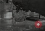 Standbild chemische Experimente United States USA, 1948, aus Sekunde 30 historischem Filmmaterial Videoclip 65675024267