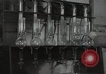 Standbild chemische Experimente United States USA, 1948, aus Sekunde 49 historischem Filmmaterial Videoclip 65675024267