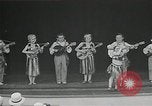 Image Village des nains à l'Exposition universelle de Chicago Chicago Illinois USA, 1933, de la seconde 42 séquences d'archives historiques vidéo 65675024282