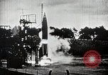 Standbild V-2 Rakete Deutschland, 1943, aus Sekunde 6 historischem Filmmaterial Videoclip 65675024301