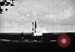 Standbild V-2 Rakete Deutschland, 1943, aus Sekunde 10 historischem Filmmaterial Videoclip 65675024302