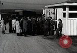 Standbild Deutsche Wissenschaftler in den USA nach Zweiten Weltkrieg Ohio United States USA, 1946, aus Sekunde 47 historischem Filmmaterial Videoclip 65675024303