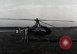 Immagine di Il dott Friedrich Dablhoff e elicottero con jet-lame di propulsione Ohio United States USA, 1946, secondo 27 filmato di repertorio 65675024304