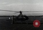 Immagine di Il dott Friedrich Dablhoff e elicottero con jet-lame di propulsione Ohio United States USA, 1946, secondo 30 filmato di repertorio 65675024304