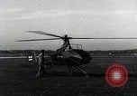 Immagine di Il dott Friedrich Dablhoff e elicottero con jet-lame di propulsione Ohio United States USA, 1946, secondo 32 filmato di repertorio 65675024304