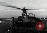 Immagine di Il dott Friedrich Dablhoff e elicottero con jet-lame di propulsione Ohio United States USA, 1946, secondo 45 filmato di repertorio 65675024304