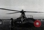Immagine di Il dott Friedrich Dablhoff e elicottero con jet-lame di propulsione Ohio United States USA, 1946, secondo 50 filmato di repertorio 65675024304
