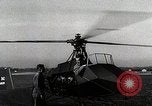 Immagine di Il dott Friedrich Dablhoff e elicottero con jet-lame di propulsione Ohio United States USA, 1946, secondo 55 filmato di repertorio 65675024304
