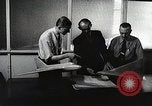 Standbild deutsche Wissenschaftler Ohio United States USA, 1946, aus Sekunde 34 historischem Filmmaterial Videoclip 65675024306