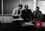 Standbild deutsche Wissenschaftler Ohio United States USA, 1946, aus Sekunde 37 historischem Filmmaterial Videoclip 65675024306