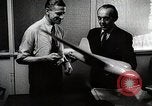 Standbild deutsche Wissenschaftler Ohio United States USA, 1946, aus Sekunde 45 historischem Filmmaterial Videoclip 65675024306