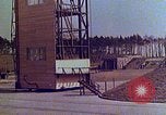 Standbild V-2 Rakete Peenemunde Deutschland, 1943, aus Sekunde 14 historischem Filmmaterial Videoclip 65675024336