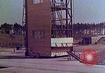 Standbild V-2 Rakete Peenemunde Deutschland, 1943, aus Sekunde 17 historischem Filmmaterial Videoclip 65675024336