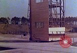 Standbild V-2 Rakete Peenemunde Deutschland, 1943, aus Sekunde 19 historischem Filmmaterial Videoclip 65675024336