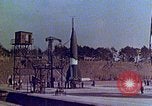 Standbild V-2 Rakete Peenemunde Deutschland, 1943, aus Sekunde 30 historischem Filmmaterial Videoclip 65675024336