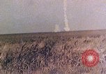 Standbild V-2 Rakete Peenemunde Deutschland, 1943, aus Sekunde 18 historischem Filmmaterial Videoclip 65675024340