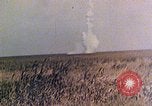 Standbild V-2 Rakete Peenemunde Deutschland, 1943, aus Sekunde 21 historischem Filmmaterial Videoclip 65675024340