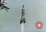 Standbild V-2 Rakete Peenemunde Deutschland, 1945, aus Sekunde 8 historischem Filmmaterial Videoclip 65675024341