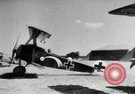 Standbild deutsche Flugzeuge von Ersten Weltkrieg Deutschland, 1918, aus Sekunde 13 historischem Filmmaterial Videoclip 65675024361
