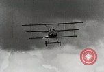 Standbild deutsche Flugzeuge von Ersten Weltkrieg Deutschland, 1918, aus Sekunde 27 historischem Filmmaterial Videoclip 65675024361