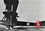 Standbild deutsche Flugzeuge von Ersten Weltkrieg Deutschland, 1918, aus Sekunde 49 historischem Filmmaterial Videoclip 65675024361