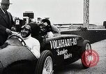 Standbild Rocket propelled Auto Nurburg Deutschland, 1929, aus Sekunde 8 historischem Filmmaterial Videoclip 65675024380