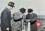 Standbild Erste erfolgreiche post rocket Deutschland, 1931, aus Sekunde 11 historischem Filmmaterial Videoclip 65675024387