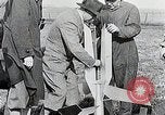 Standbild Erste erfolgreiche post rocket Deutschland, 1931, aus Sekunde 24 historischem Filmmaterial Videoclip 65675024387