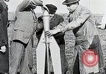 Standbild Erste erfolgreiche post rocket Deutschland, 1931, aus Sekunde 35 historischem Filmmaterial Videoclip 65675024387